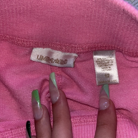 Limited Too ~Size Girls 12~ sweat-shorts with peace sign art on right leg Pink - Picture 3 of 3